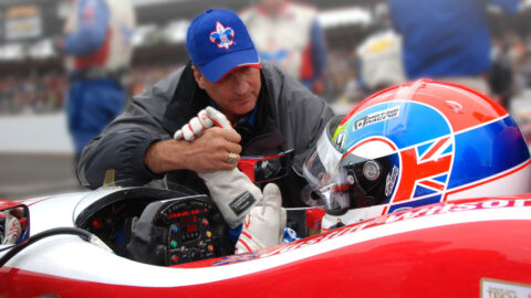 Pappas offers Justin Wilson some encouragement before the start of the 2013 Indy 500.