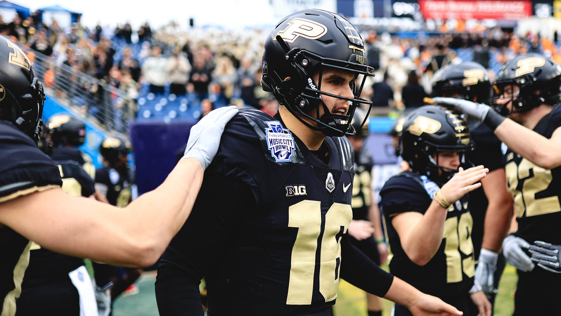 Aidan O’Connell during a Purdue Football game.