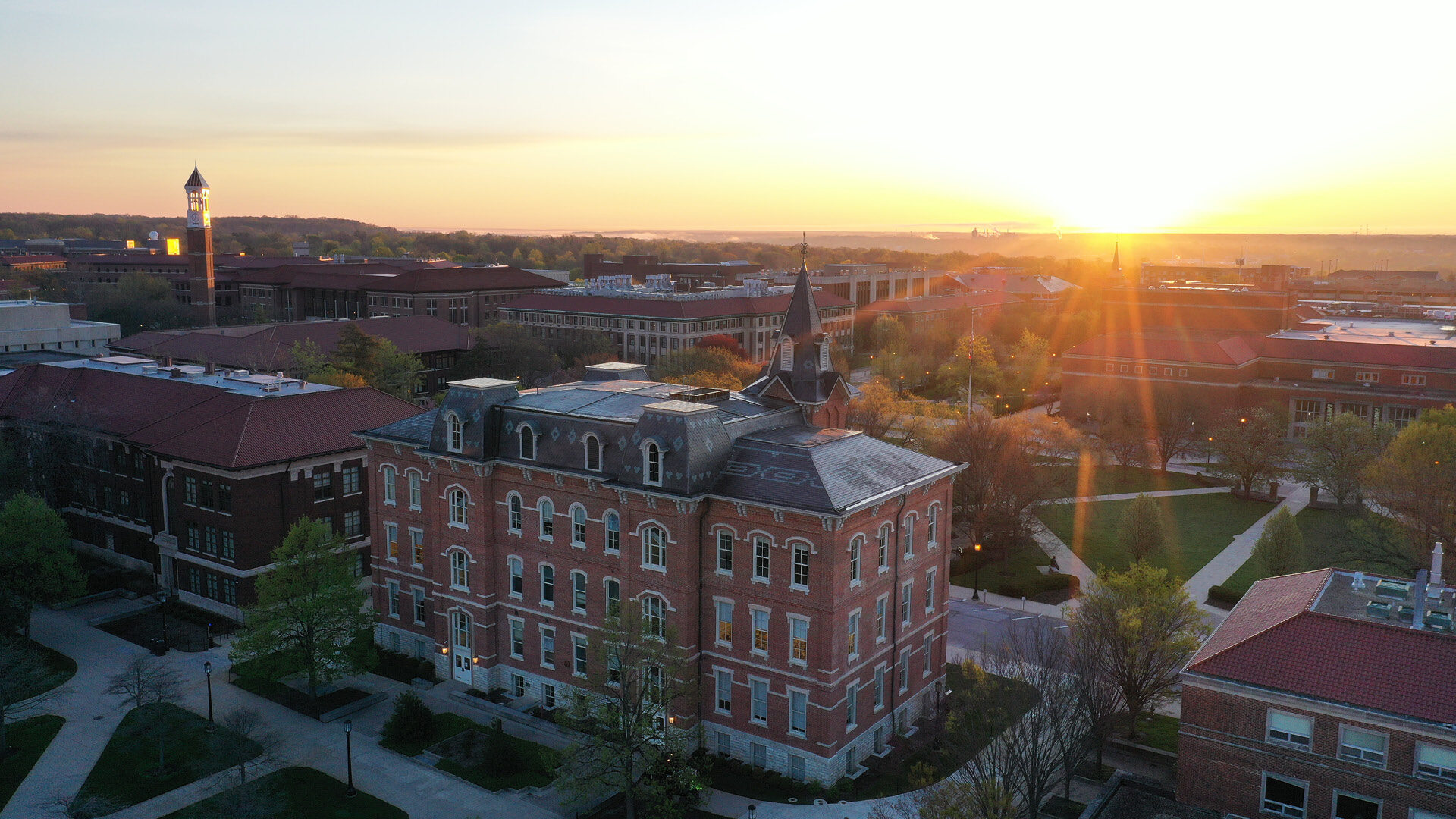University Hall on the Purdue University campus.