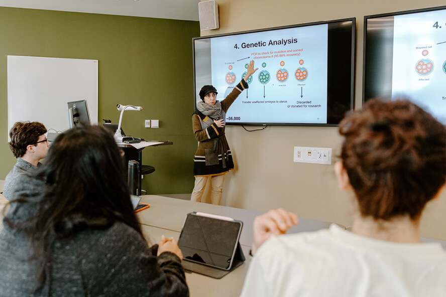 Zahra Tehrani teaching class.