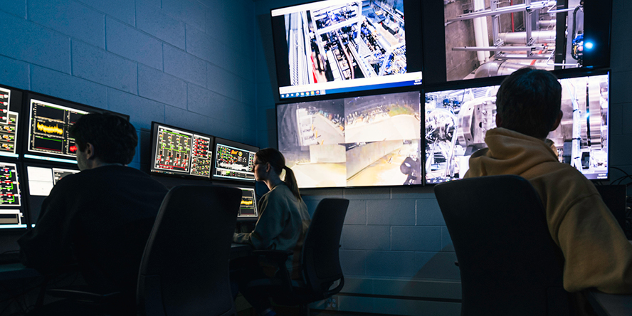 A student working at the Rolls-Royce facility at Purdue.