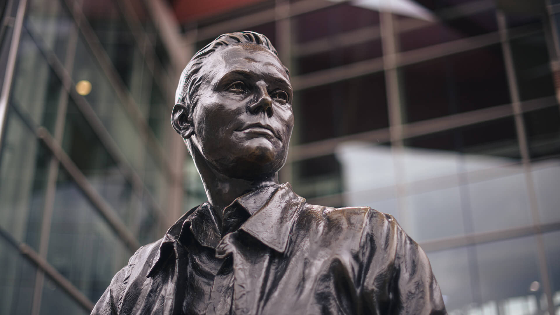 A statue of Neil Armstrong outside Purdue’s Neil Armstrong Hall of Engineering